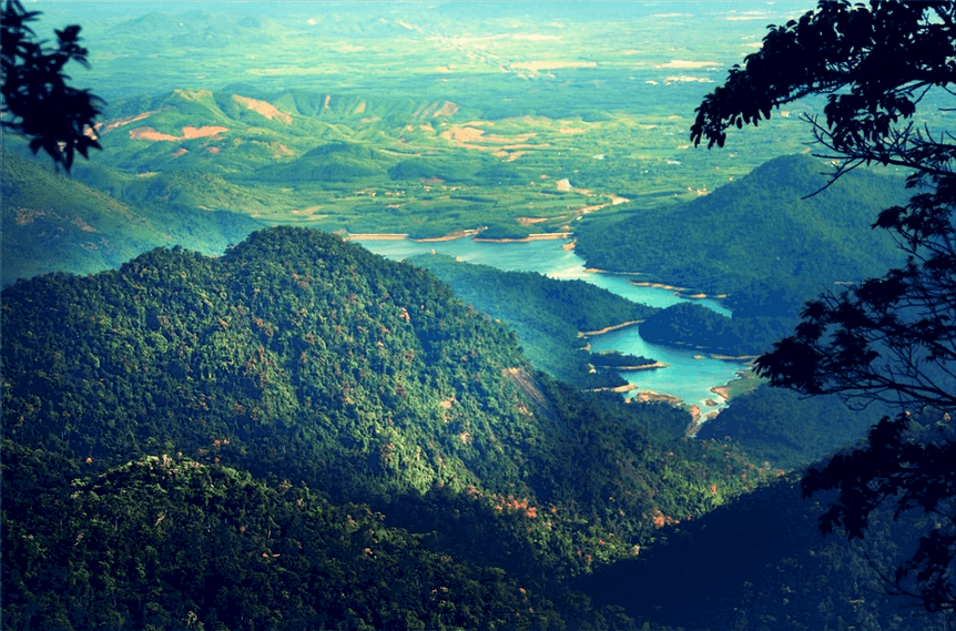 Tour Du Lịch Vườn Quốc Gia Bạch Mã 1 Ngày