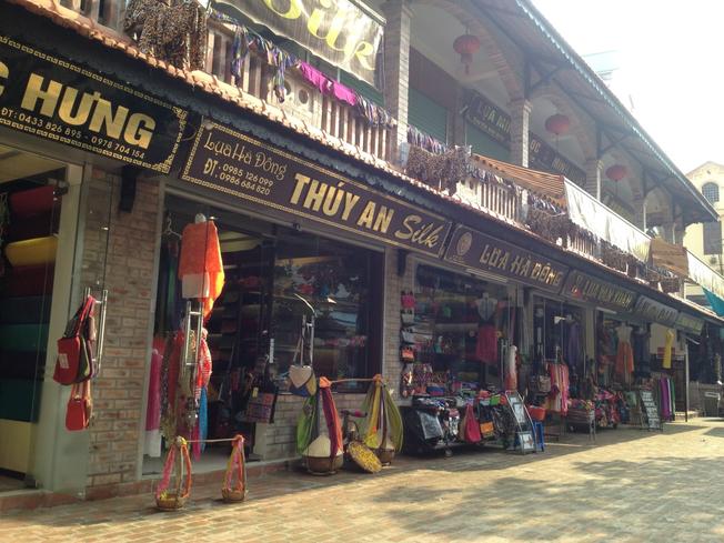 Chợ lụa