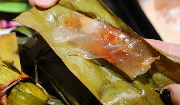 bánh bột lọc - món ăn đêm Quy Nhơn