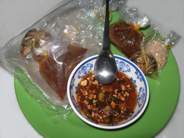 bánh tráng me Tây Ninh