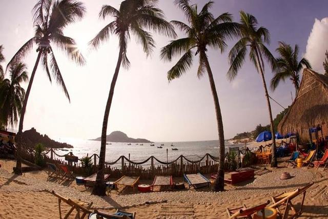 Khách san Quy Nhơn giá rẻ - Life's a beach