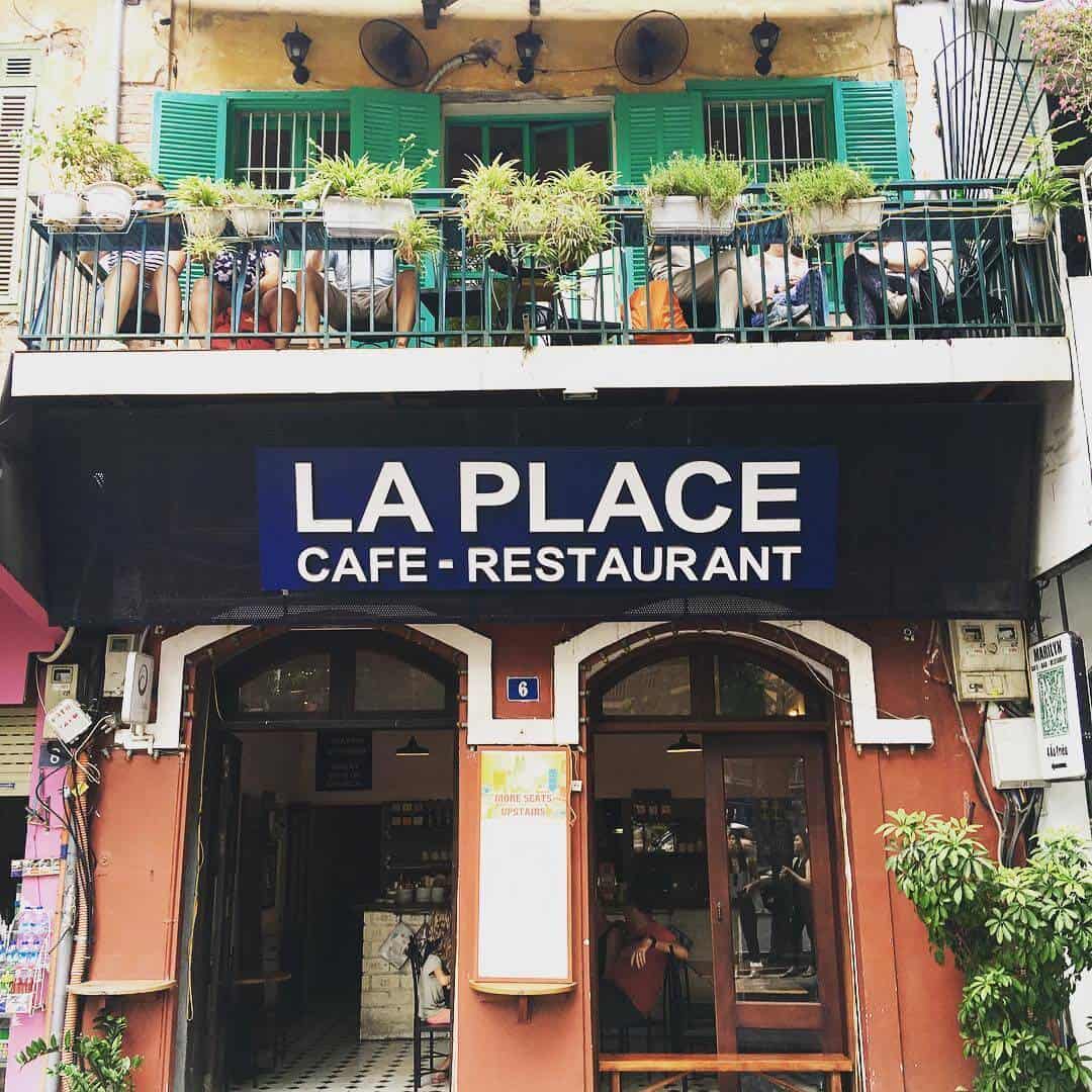 La Place Cafe