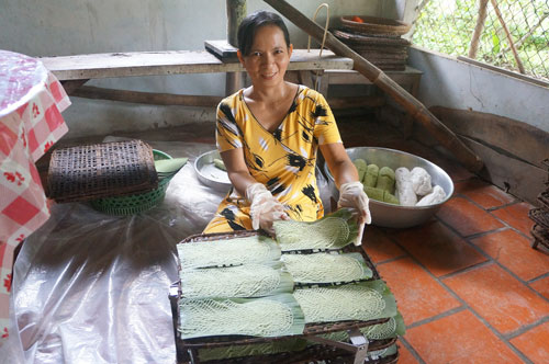 cách làm bánh hỏi Bình Định