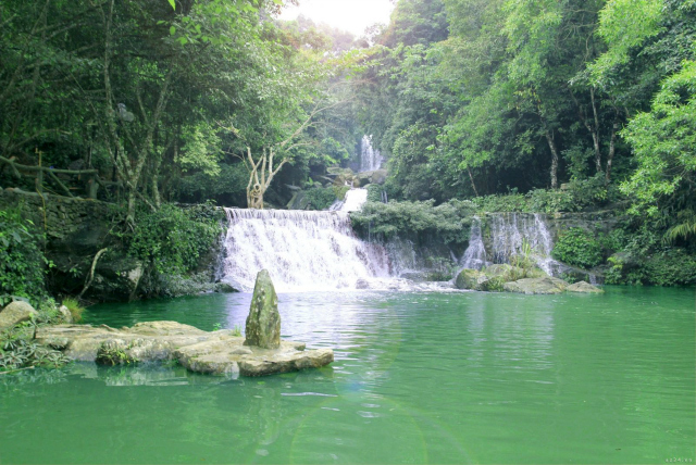 Khoang Xanh Suối Tiên 2