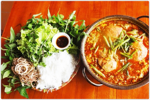 Lẩu ghẹ cua biển
