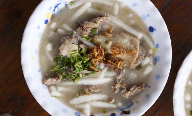Món bánh canh xắt thịt vịt (Ảnh: ST)