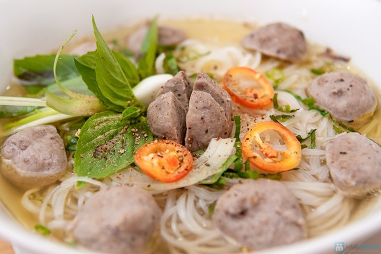 Bánh canh bò viên An Giang (Ảnh: ST)