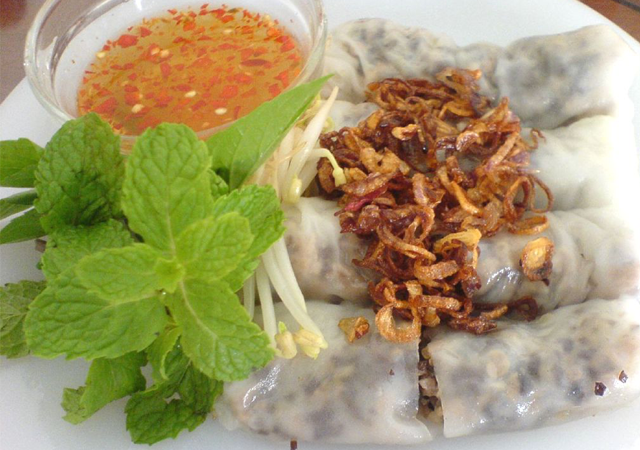 Bánh cuốn Thanh Hóa - Hương vị lạ của xứ Thanh Bánh cuốn Thanh Hóa - Hương vị lạ của xứ Thanh