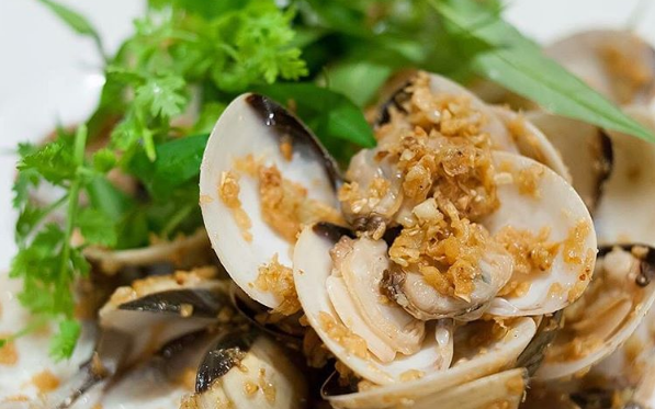 cẩm nang du lịch vũng tàu với các món hải sản tươi ngon (Ảnh: ST) cẩm nang du lịch vũng tàu với các món hải sản tươi ngon (Ảnh: ST)