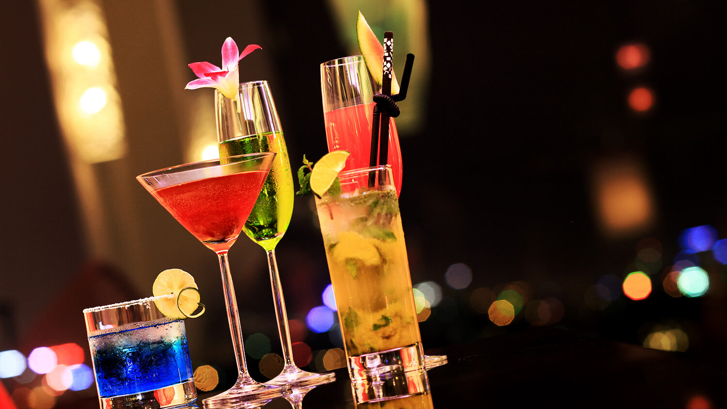 đồ uống ở Summit Lounge Cafe