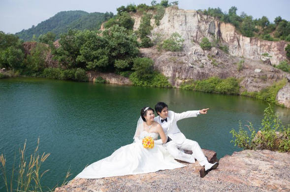 chụp ảnh cưới tại hồ Tà Pạ