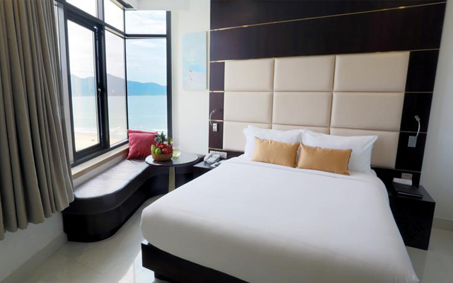 Holiday Beach Danang Hotel Holiday Beach Danang Hotel