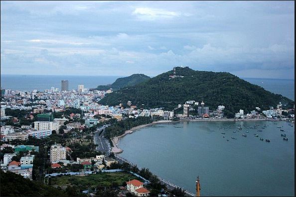 Khám phá cảnh quan núi nhỏ ở vũng tàu Khám phá cảnh quan núi nhỏ ở vũng tàu