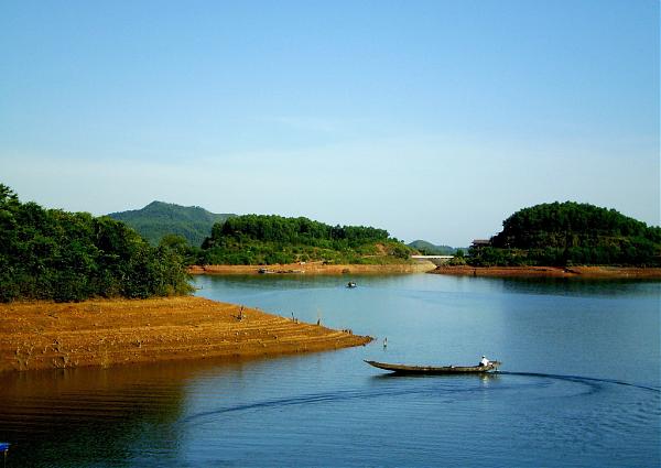 Hồ Truồi - Kinh nghiệm du lịch Huế 