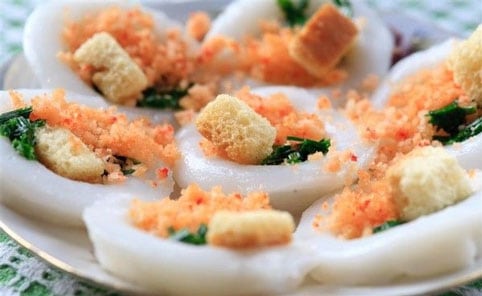 Bánh Ram ít - đặc sản Huế