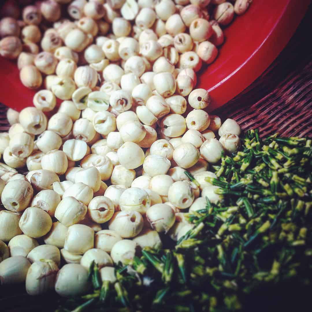 Hạt sen - đặc sản làm quà Huế