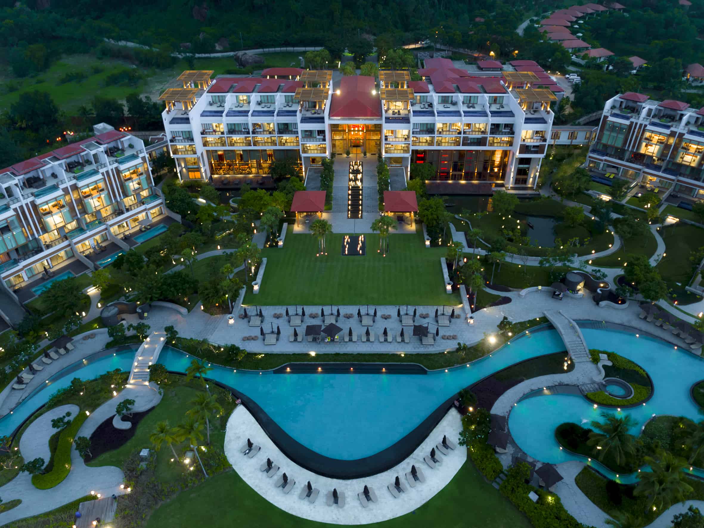Angsana Lăng Cô Resort có một trí đắc địa 