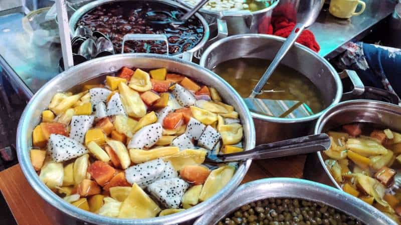 Chè Huế - món ăn vặt ở Huế nổi tiếng chợ Đông Ba 