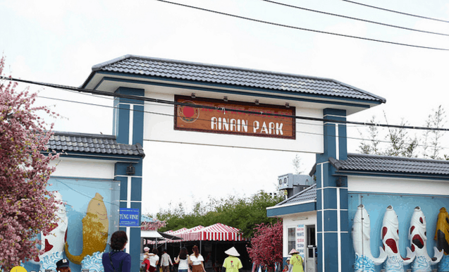 Công viên cá Koi RinRin Park