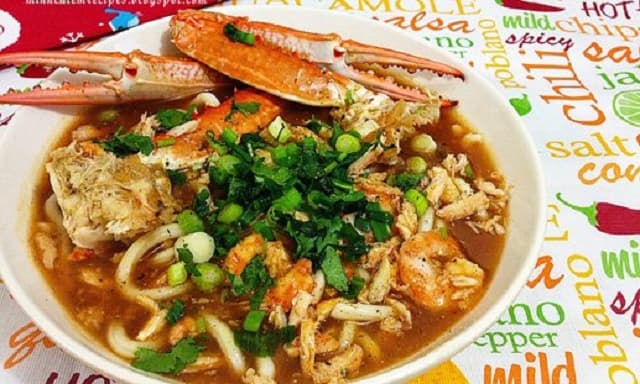 Sợi bánh dai hòa quyện với những miếng thịt ghẹ chắc ở Vũng Tàu (Ảnh sưu tầm)