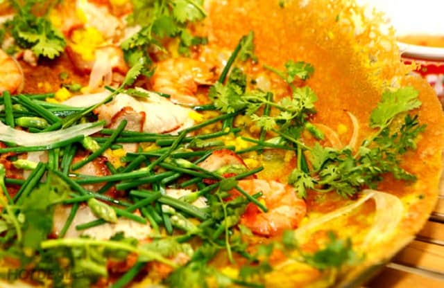 "..Nhân bánh là những con tôm tươi có vị ngọt và thơm" (Ảnh sưu tầm)