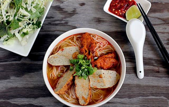 Bún chả cá Quy Nhơn (Ảnh: St)