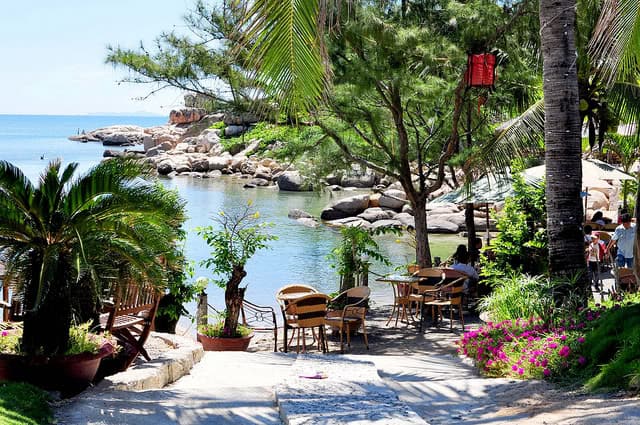 cafe Hòn Chồng - những quán cafe đẹp ở nha trang