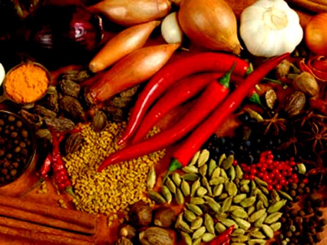 Một số loại gia vị dùng tẩm ướp bún chả