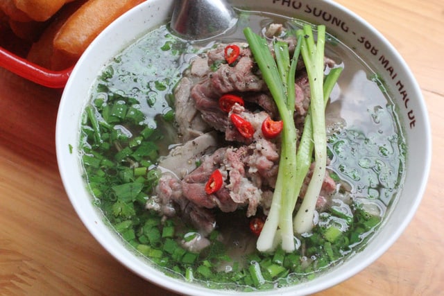 Thịt bò ở phở Sướng được đánh giá là ngon nhất nhì Hà Nội