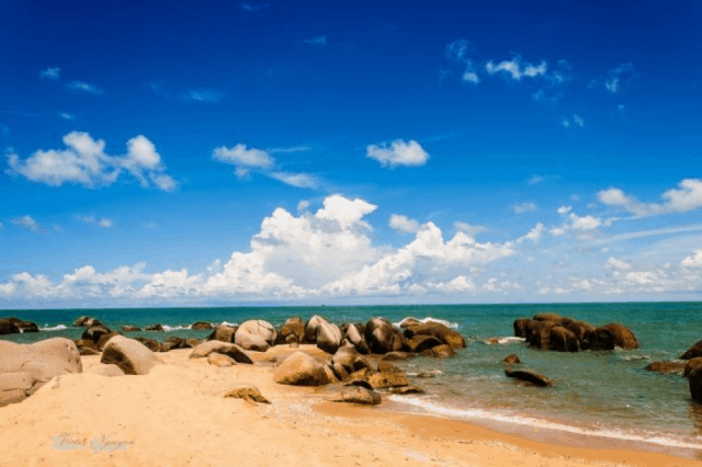 Bãi biển Long Hải Vũng Tàu hoang sơ Bãi biển Long Hải Vũng Tàu hoang sơ