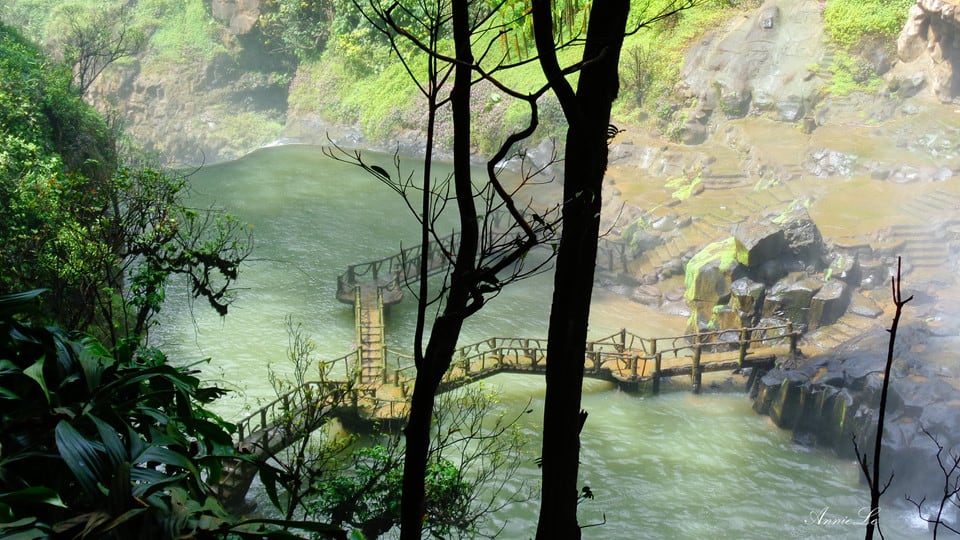 Khung cảnh thần tiên tại Thác Dam'bri Đà Lạt Khung cảnh thần tiên tại Thác Dam'bri Đà Lạt