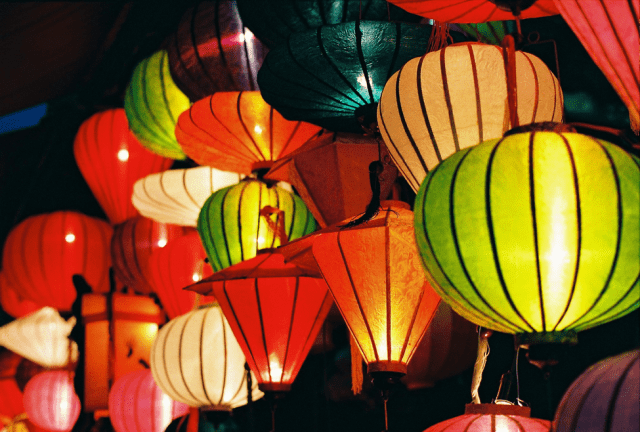 Phồ lồng đèn tại công viên văn hoá Đầm Sen