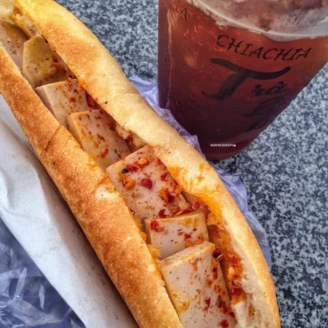 Bánh mì chả ông Tý Đà Nẵng 01