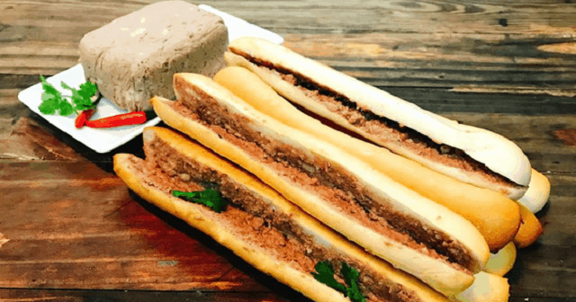 Bánh mì que Đà Nẵng 01