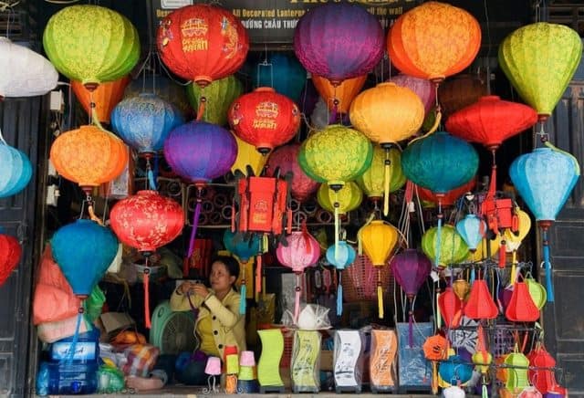 phố đèn lồng truyền thống hội an