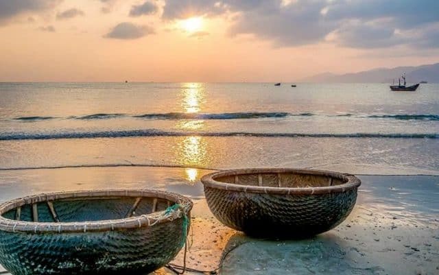 Ngắm hoàng hôn Ngắm hoàng hôn