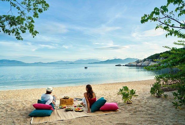Picnic bÃªn bá» biá»n (áº¢nh: ST)