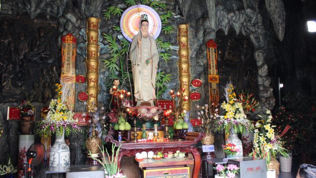 Thờ Phật Quan Thế Âm Bồ Tát Thờ Phật Quan Thế Âm Bồ Tát