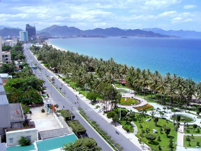 thuê xe máy đi lại thuận tiện tại nha trang