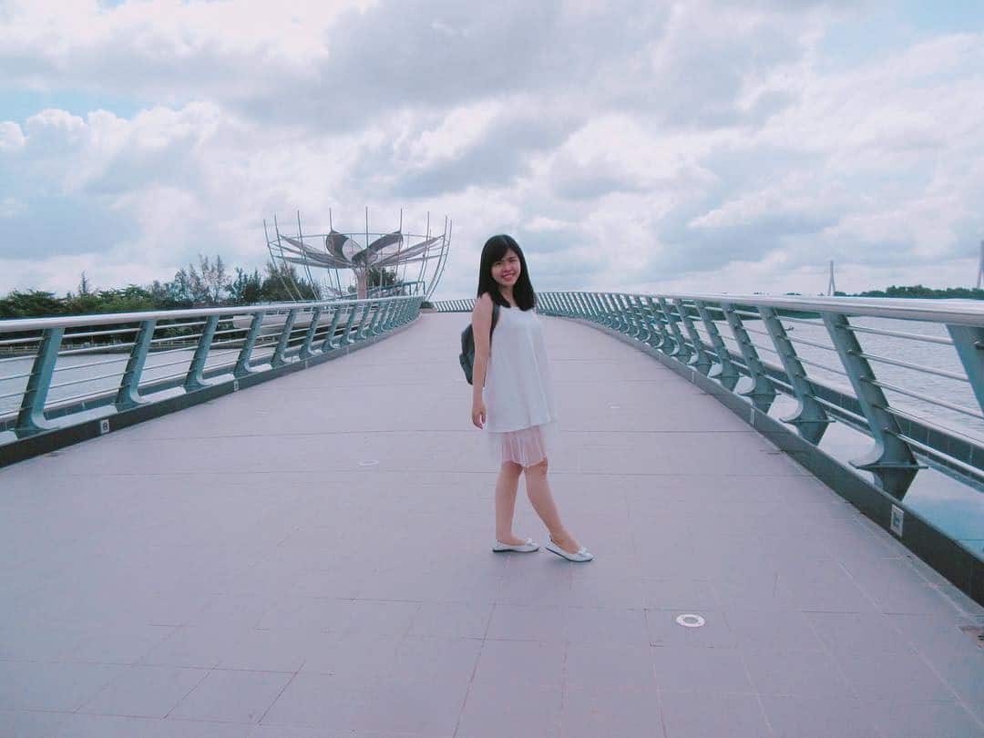 Vẻ đẹp thơ mộng trên cây cầu tình yêu Cần Thơ Vẻ đẹp thơ mộng trên cây cầu tình yêu Cần Thơ