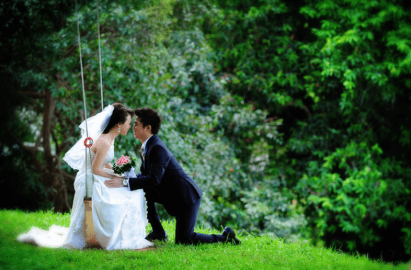 Công viên là nơi lý tưởng để chụp ảnh cưới Công viên là nơi lý tưởng để chụp ảnh cưới
