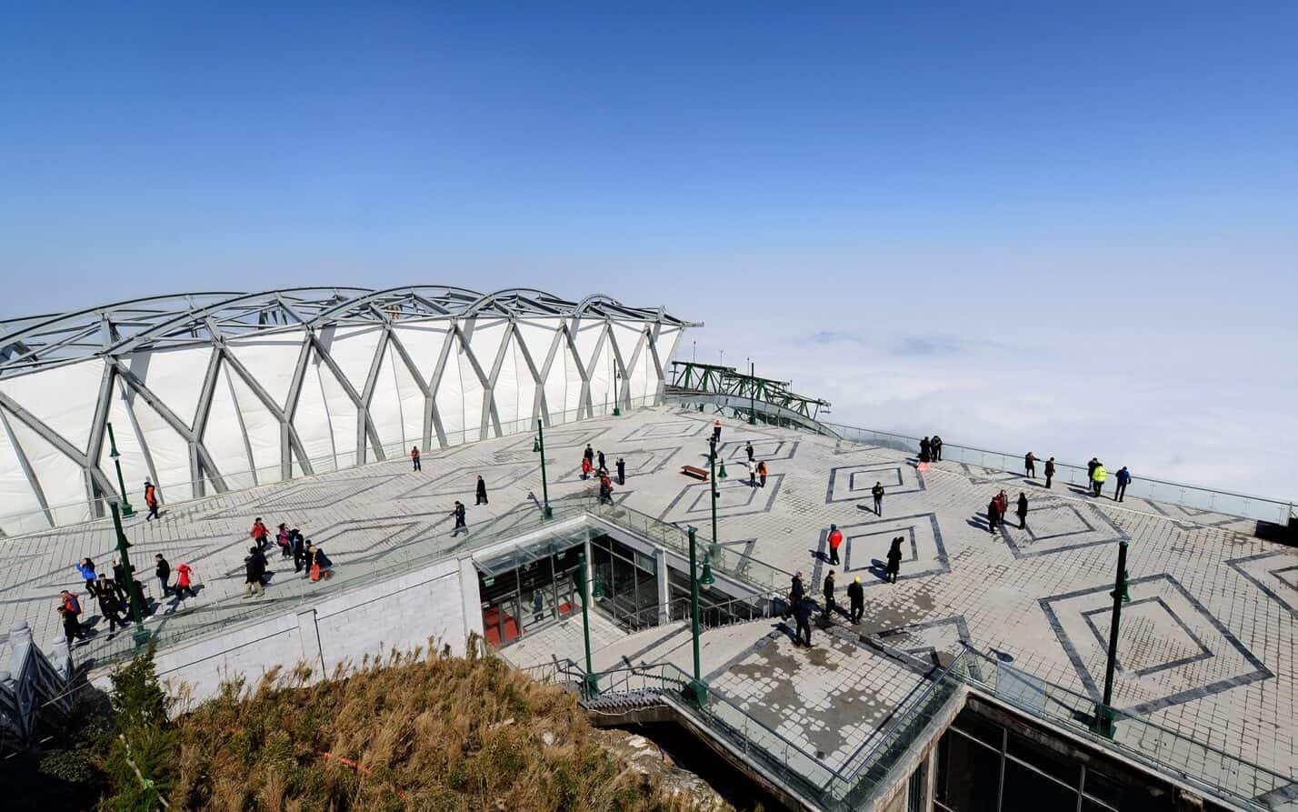 Nhà ga ở đỉnh Fansipan được thiết kế với không gian rộng mở