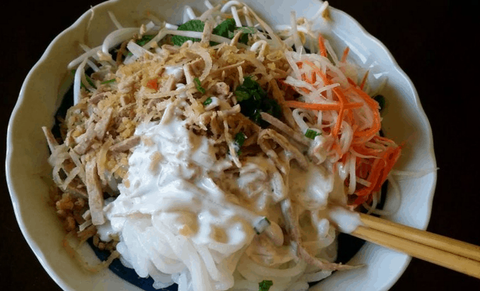 Mới nhìn, nhiều người sẽ nhầm với bánh canh (sưu tầm) bánh tằm bì ngon ở sài gòn