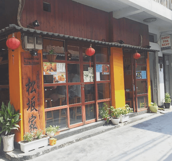 Rất yên tĩnh và sạch sẽ (sưu tầm) khu phố nhật ở sài gòn