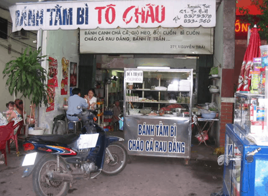 Xe hàng ở vị trí khá khuất (sưu tầm) bánh tằm bì ngon ở sài gòn