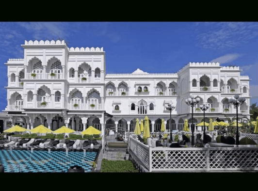 Tajmasago Castle - Khu nghỉ dưỡng tuần trăng mật ở Sài Gòn Tajmasago Castle - Khu nghỉ dưỡng tuần trăng mật ở Sài Gòn