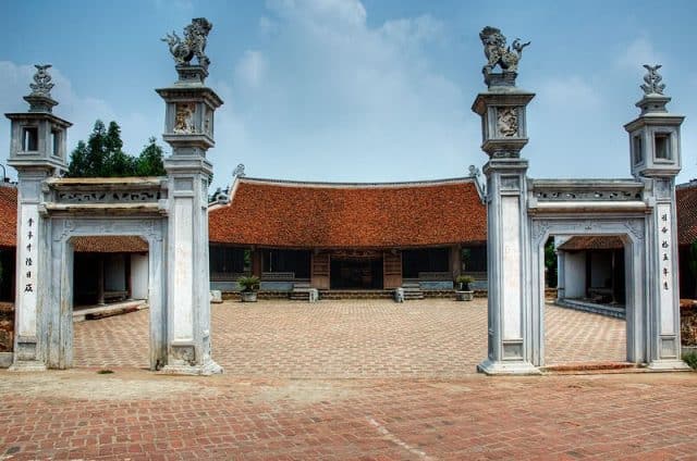 Đình làng Mông Phụ