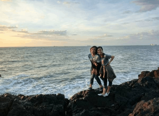 Thỏa sức chụp ảnh trên những bãi đá nhô ở Vọng Nguyệt Thỏa sức chụp ảnh trên những bãi đá nhô ở Vọng Nguyệt