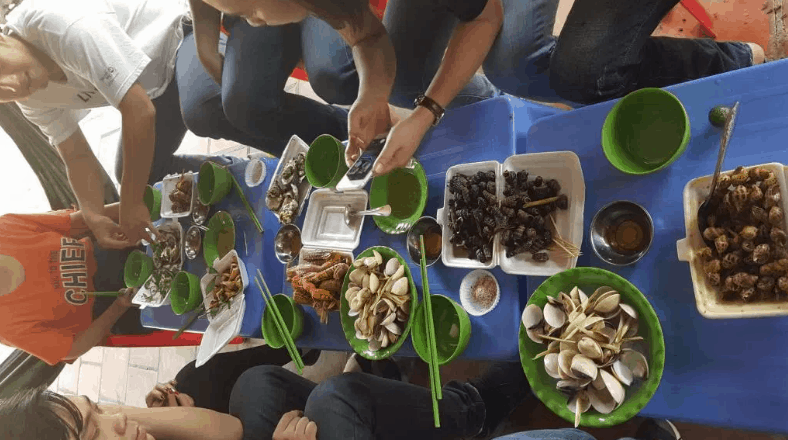 Hải sản là lựa chọn tuyệt vời cho chuyến đi Cần Giờ (sưu tầm) kinh nghiệm phượt cần giờ bằng xe máy