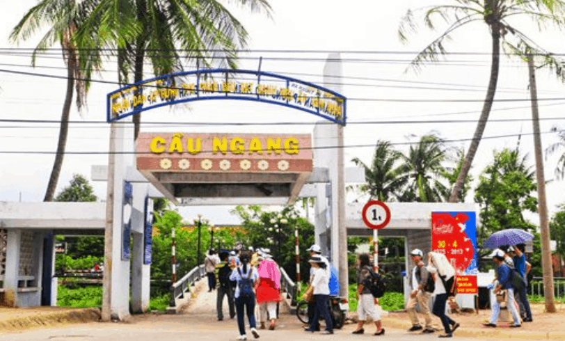 Cầu Ngang - Đường dẫn vào vườn trái cây Lái Thiêu Cầu Ngang - Đường dẫn vào vườn trái cây Lái Thiêu